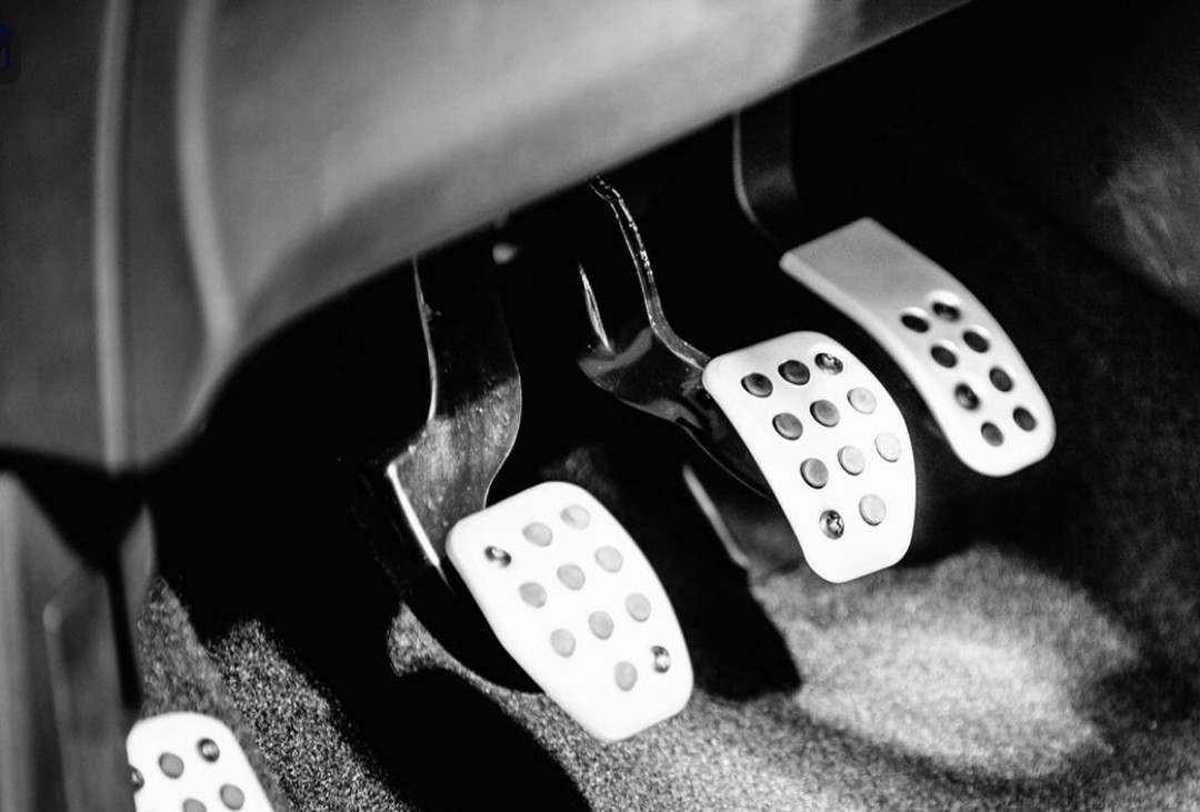 Automotive Accelerator Pedal by LFT-G PA66 LGF40 material Automotive Accelerator Pedal by LFT-G PA66 LGF40 material